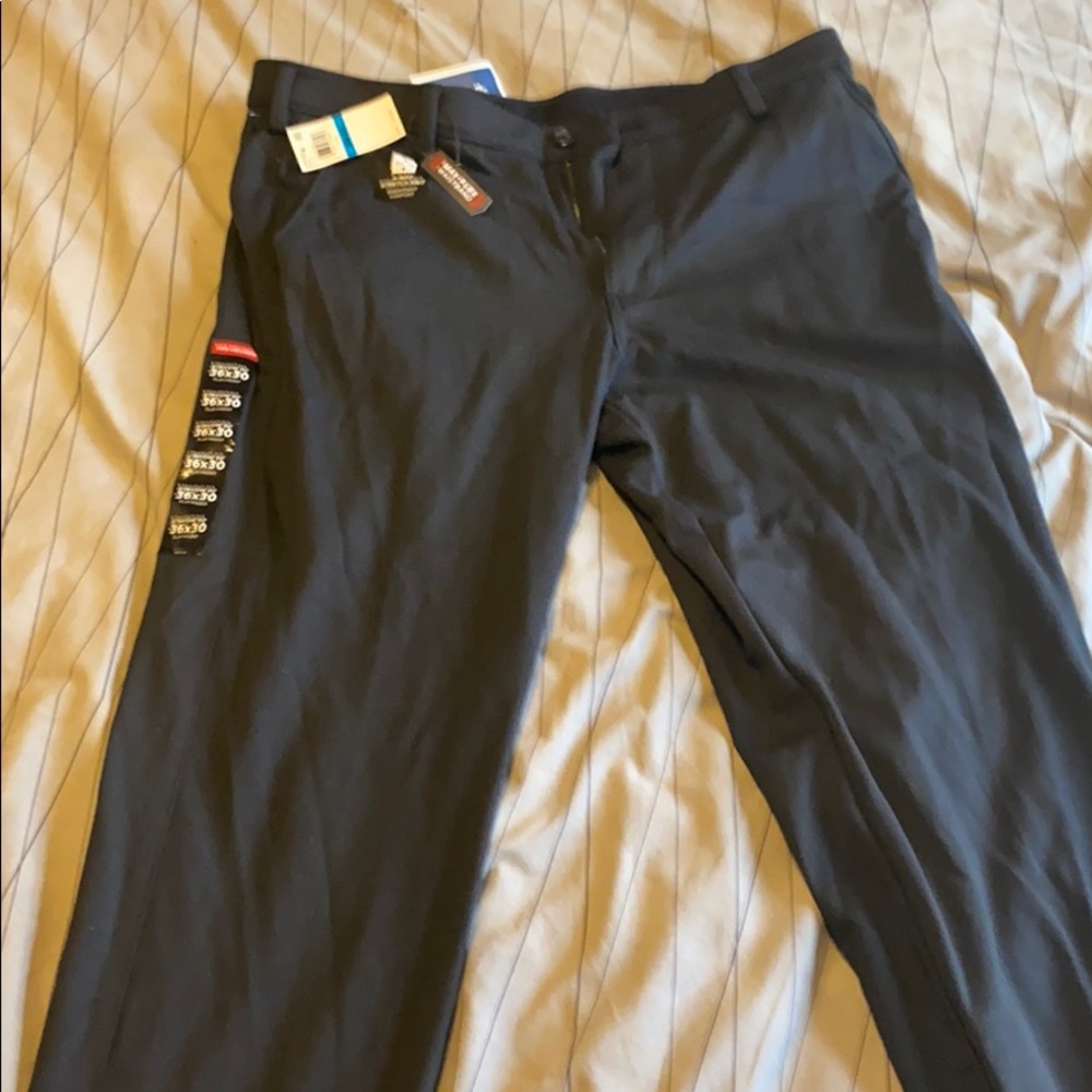 Van Heusen men's 36 waist pants flex comfort